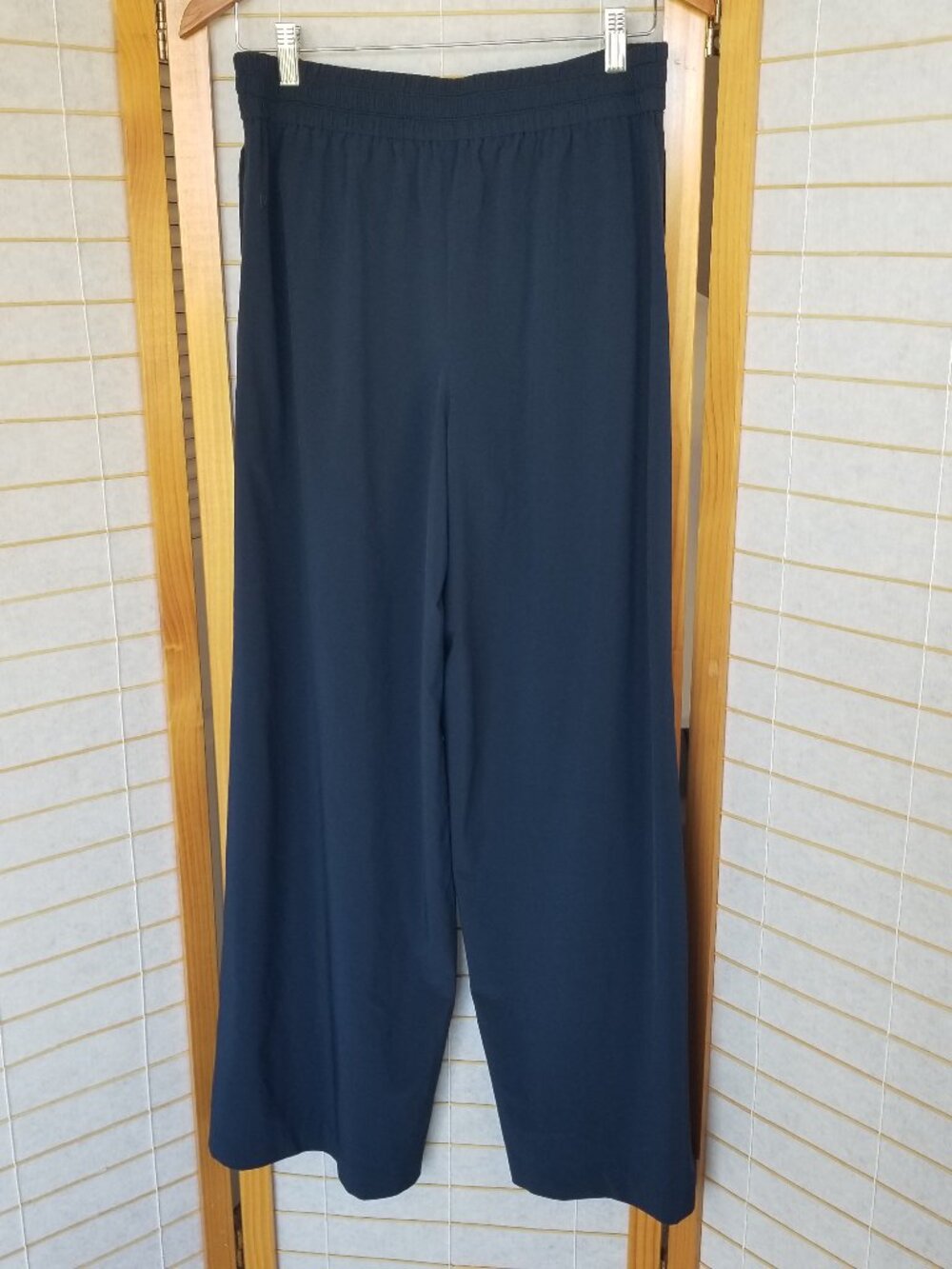 Lululemon Breezily Mid-Rise Pants Navy Blue Size Medium W5JCUS